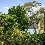 Modern 2 Bedroom Apartment In Mosman