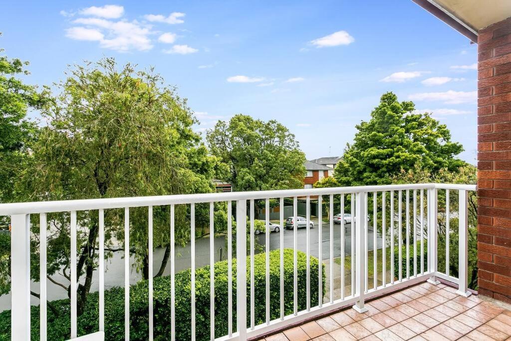 Modern 2 Bedroom In Mosman * Sydney